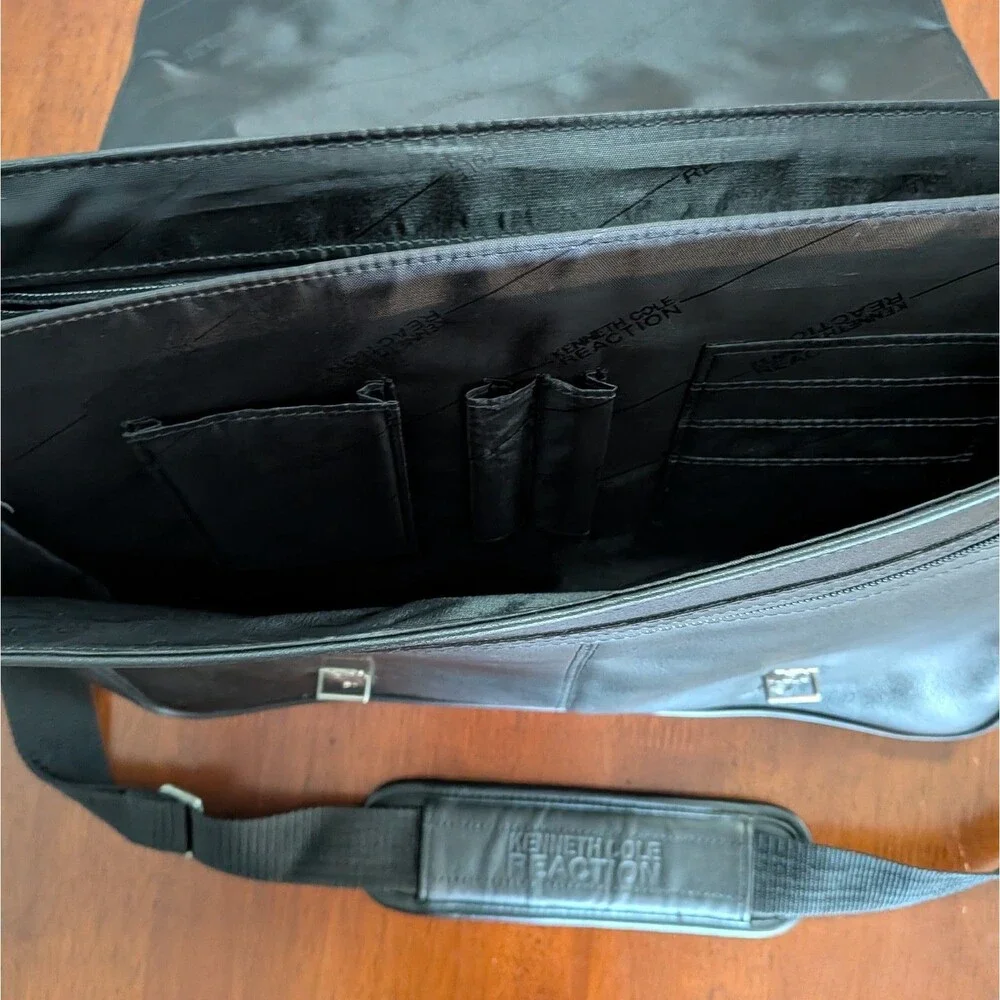 Kenneth Cole this kenneth
